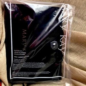 Mary Kay Brush Collection